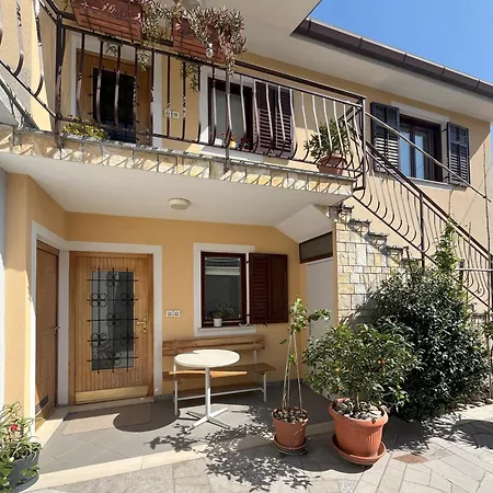 Apartma Laganini *